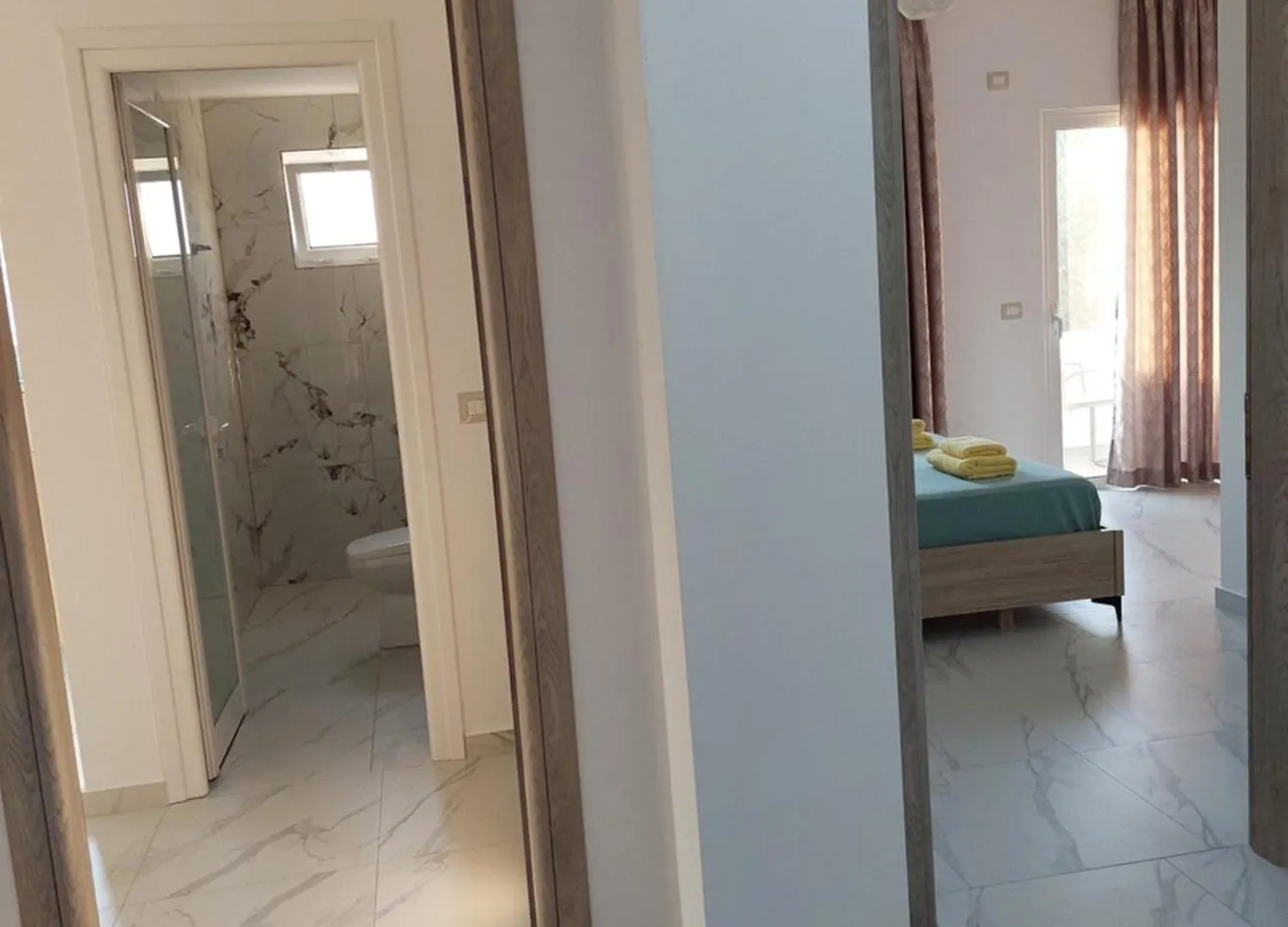 Hillside Guesthouse Ksamil Konukevi