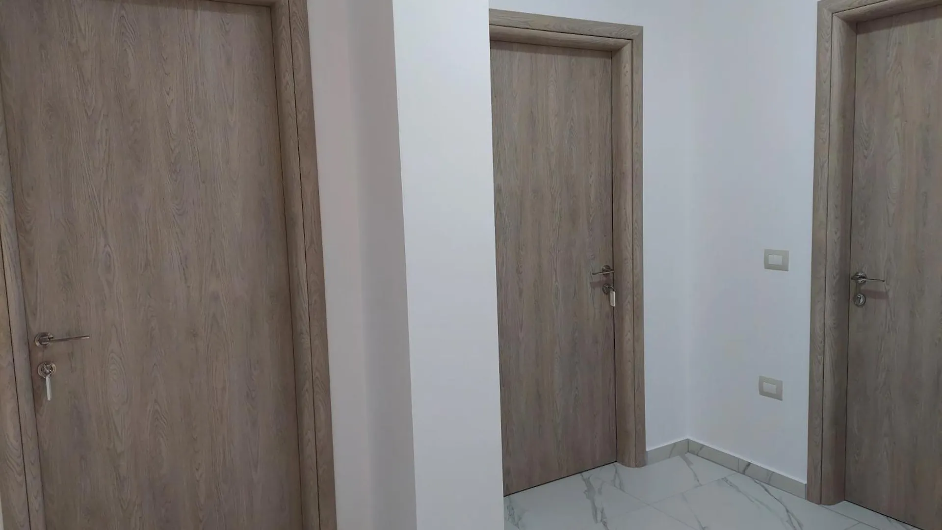 Hillside Guesthouse Ksamil Konukevi