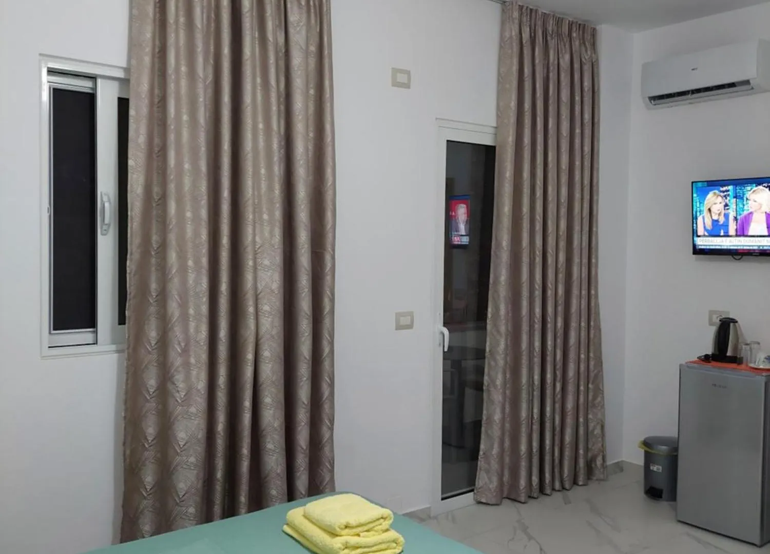 Konukevi Hillside Guesthouse Ksamil Arnavutluk