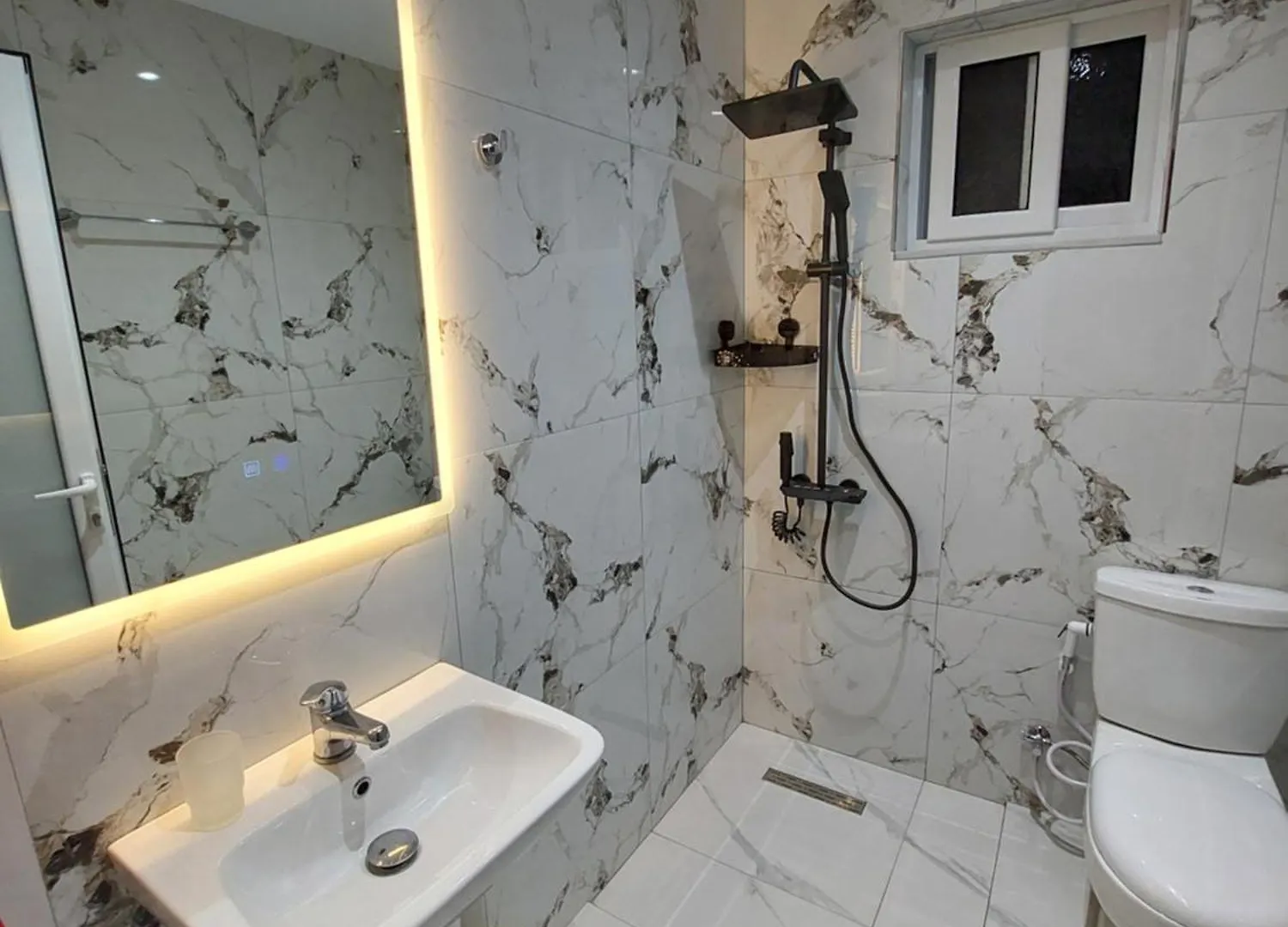 Konukevi Hillside Guesthouse Ksamil