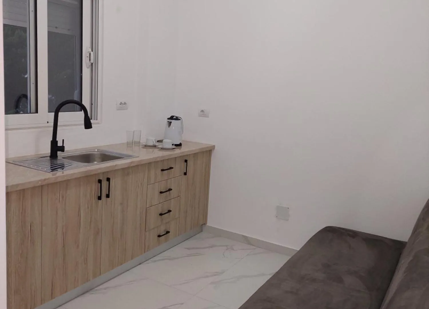 Hillside Guesthouse Ksamil Konukevi